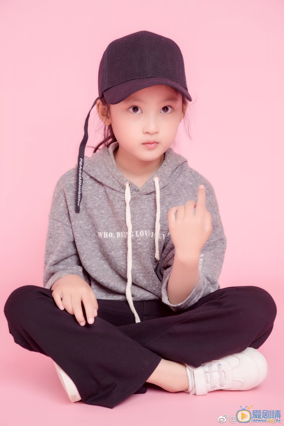 张婉儿可爱写真 张婉儿高清写真_张婉儿高清剧照