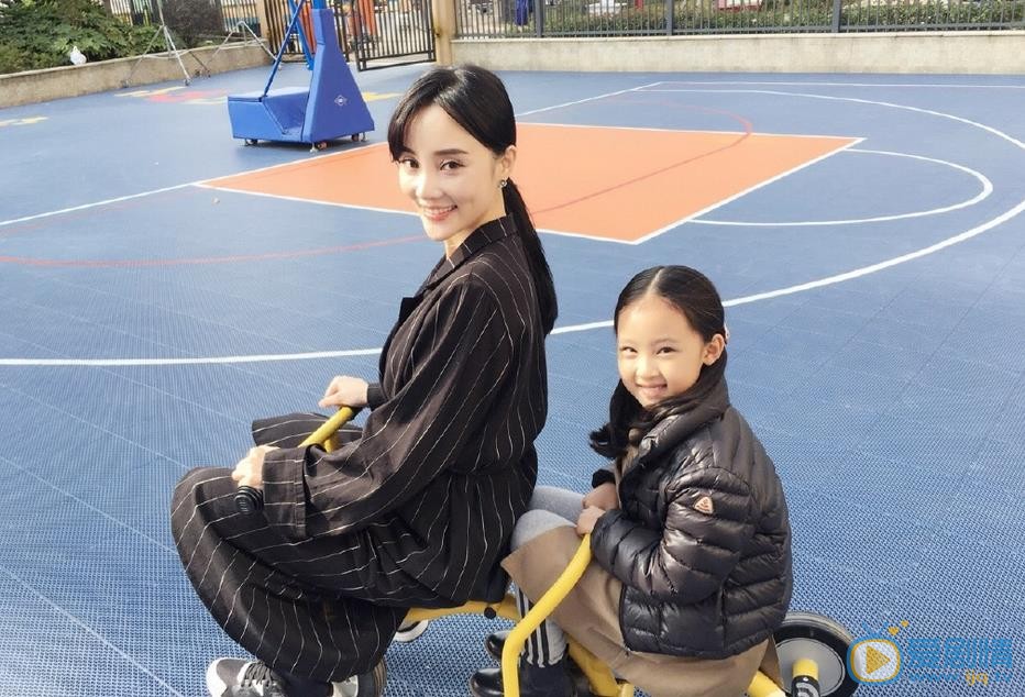 张婉儿《我们的少年时代》剧照 张婉儿高清写真_张婉儿高清剧照