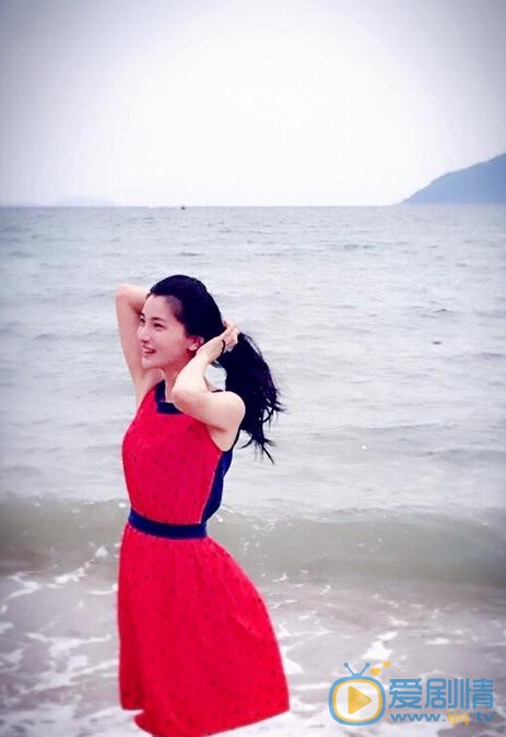王艺曈海边照 王艺曈高清写真_王艺曈高清剧照