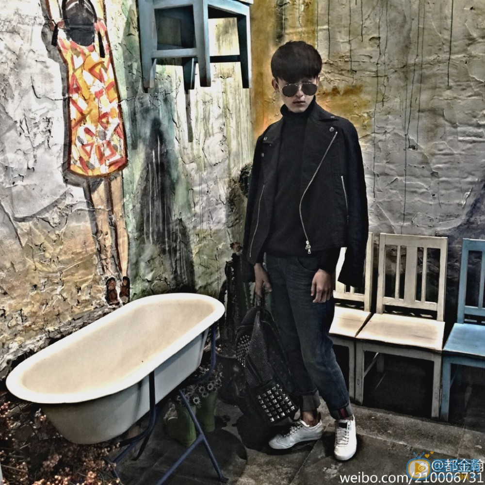 都金翰街拍写真 都金翰高清写真_都金翰高清剧照