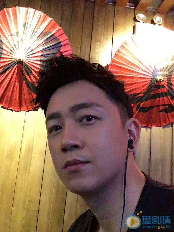潘粤明生活照 潘粤明高清写真_潘粤明高清剧照