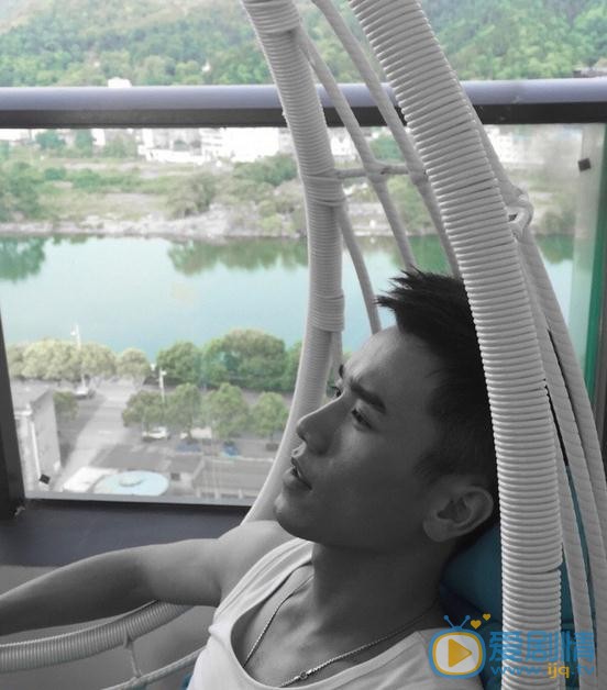 上白生活照 上白高清写真_上白高清剧照