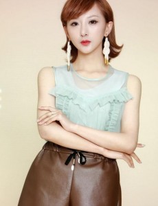 李薇洁