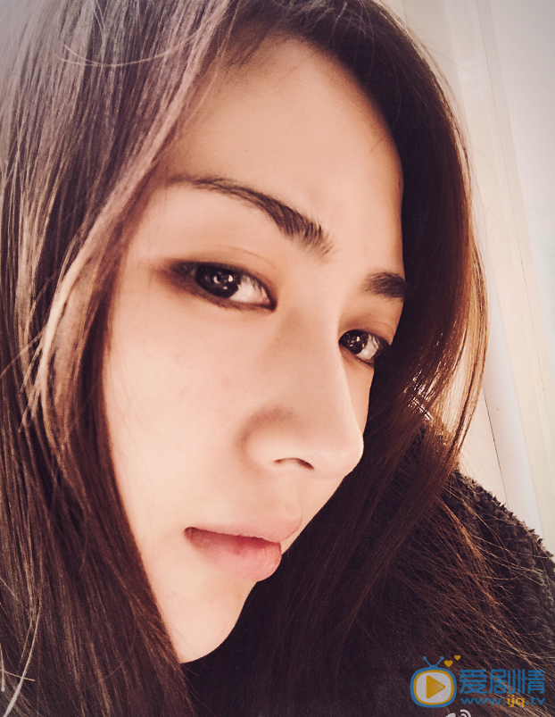 徐小飒卖萌照 徐小飒高清写真_徐小飒高清剧照