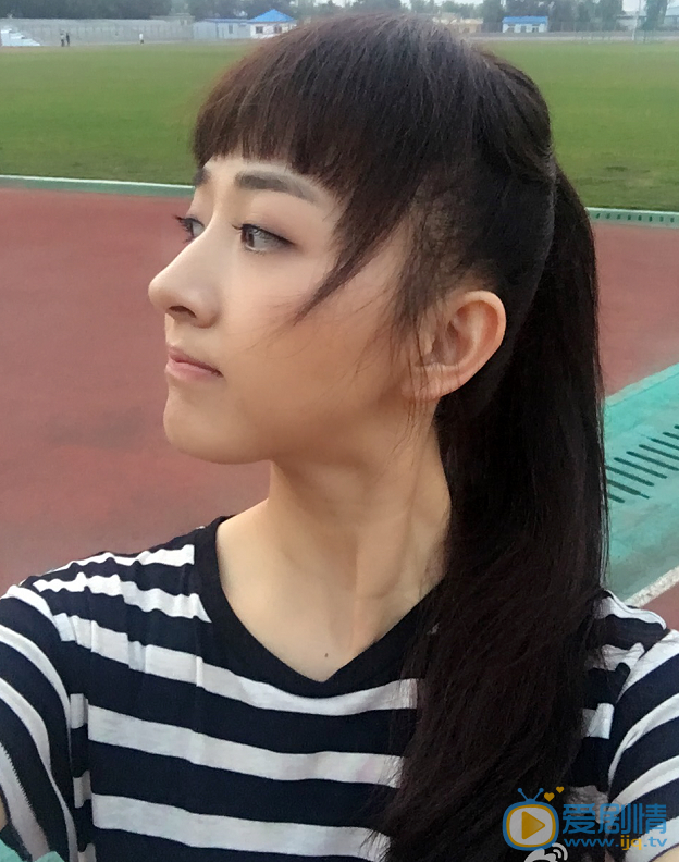 徐小飒卖萌照 徐小飒高清写真_徐小飒高清剧照