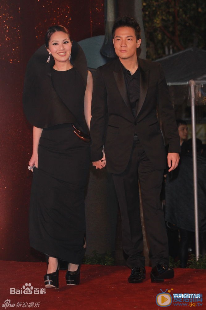 杨千嬅夫妻同框照 杨千嬅高清写真_杨千嬅高清剧照
