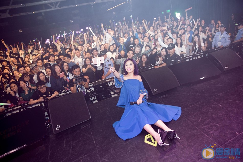 杨千嬅演唱会 杨千嬅高清写真_杨千嬅高清剧照