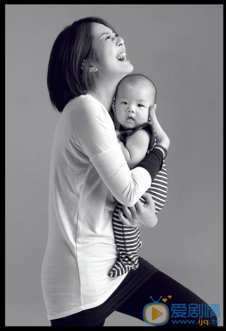 杨千嬅亲子照 杨千嬅高清写真_杨千嬅高清剧照
