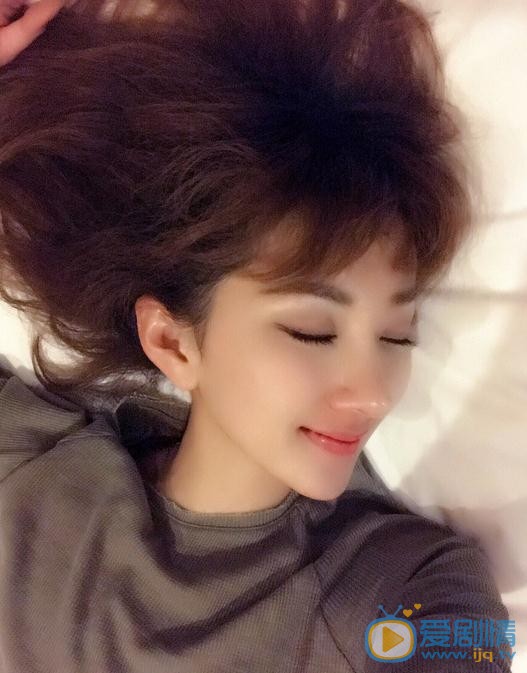 盛堂娜生活照 盛堂娜高清写真_盛堂娜高清剧照