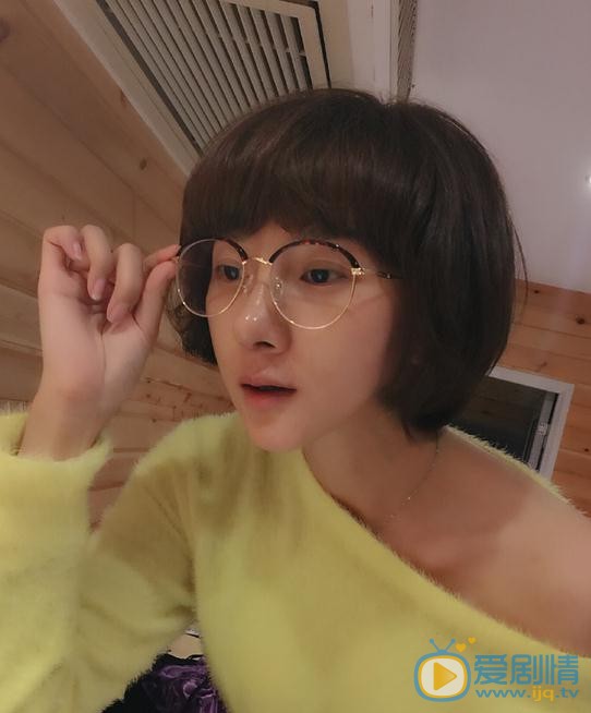 盛堂娜生活照 盛堂娜高清写真_盛堂娜高清剧照