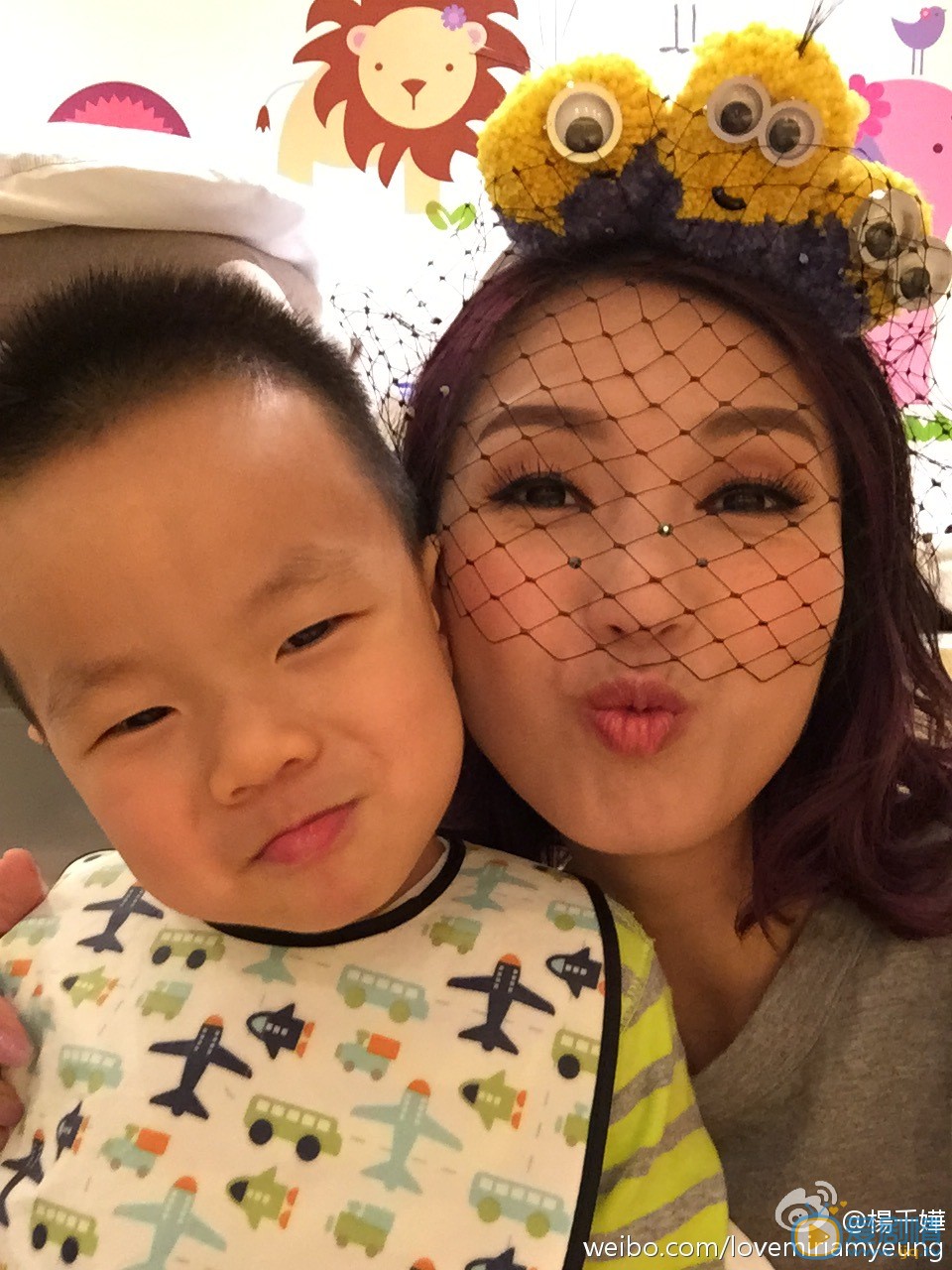 杨千嬅亲子照 杨千嬅高清写真_杨千嬅高清剧照