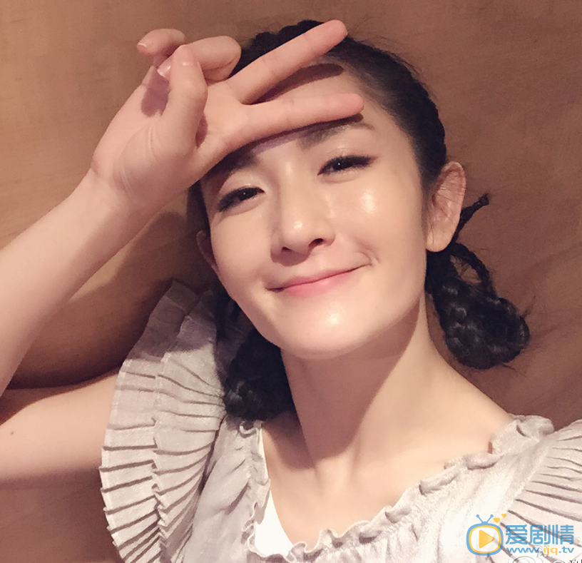 谢娜卖萌照 谢娜高清写真_谢娜高清剧照