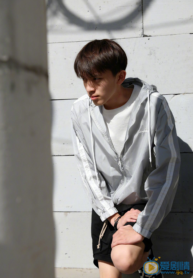 赵英博街拍写真 赵英博高清写真_赵英博高清剧照