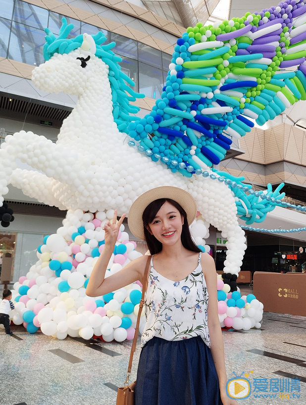 林妍柔街拍写真 林妍柔高清写真_林妍柔高清剧照