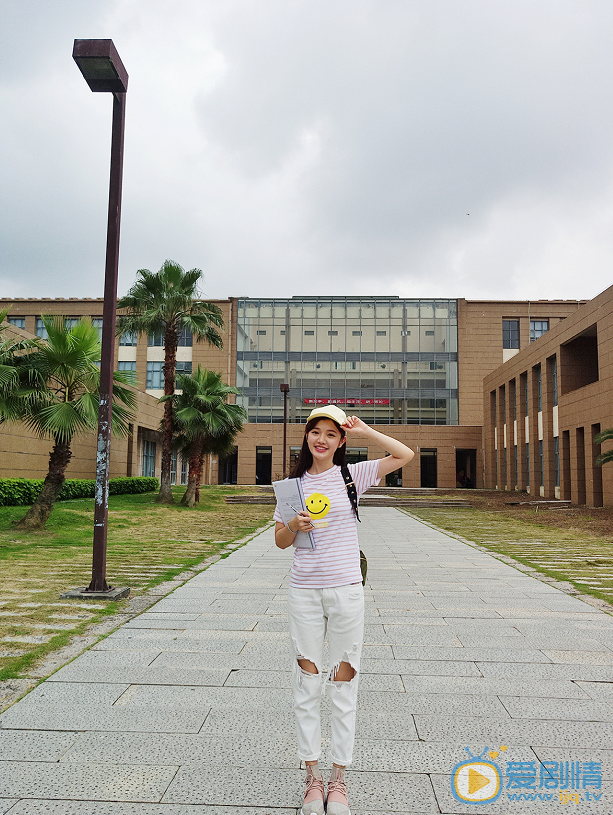 林妍柔街拍写真 林妍柔高清写真_林妍柔高清剧照