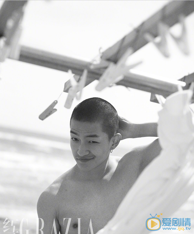 屈楚萧杂志写真 屈楚萧高清写真_屈楚萧高清剧照