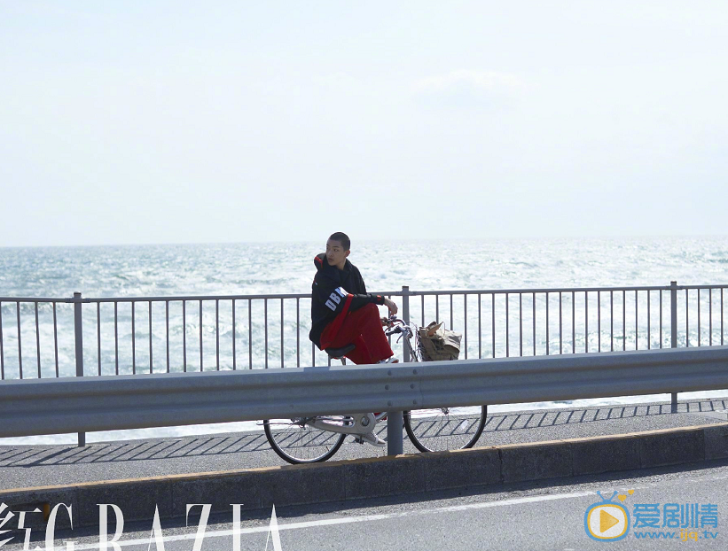屈楚萧杂志写真 屈楚萧高清写真_屈楚萧高清剧照