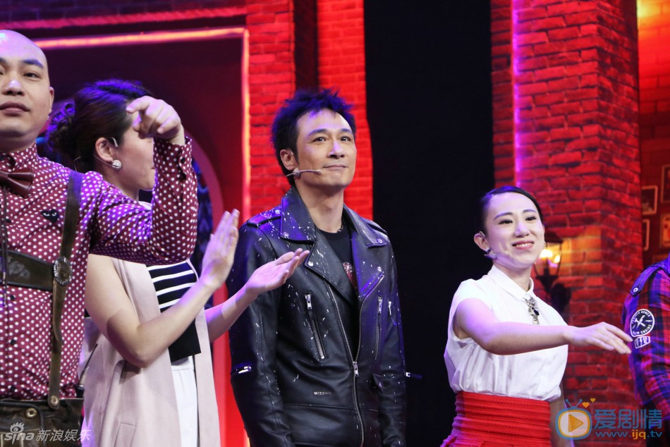 吴镇宇综艺节目照 吴镇宇高清写真_吴镇宇高清剧照