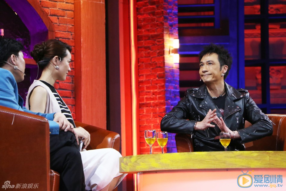 吴镇宇综艺节目照 吴镇宇高清写真_吴镇宇高清剧照