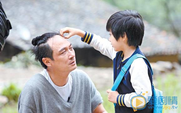 吴镇宇和儿子费曼合照 吴镇宇高清写真_吴镇宇高清剧照