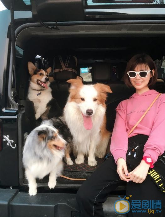 卢杉生活照 卢杉高清写真_卢杉高清剧照
