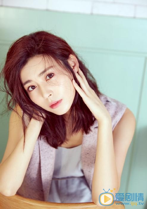 卢杉小性感写真 卢杉高清写真_卢杉高清剧照