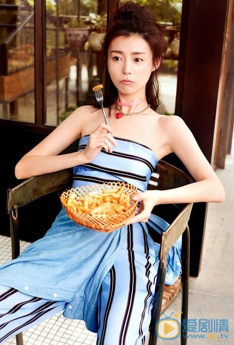 卢杉小性感写真 卢杉高清写真_卢杉高清剧照