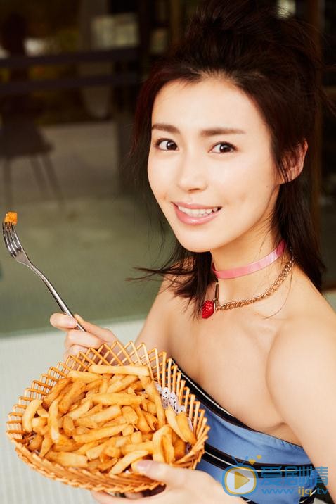 卢杉小性感写真 卢杉高清写真_卢杉高清剧照