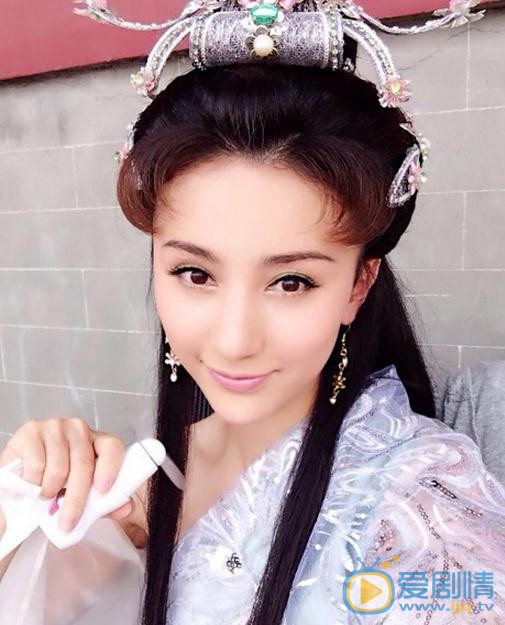 周庭伊片场照 周庭伊高清写真_周庭伊高清剧照