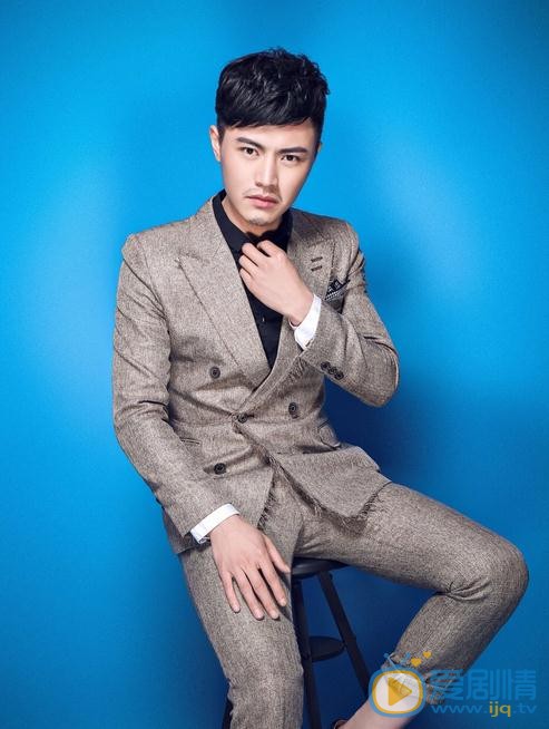 醉玲珑卫长征是谁扮演的？醉玲珑卫长征扮演者陈忻泽个人资料、写真及生活照欣赏