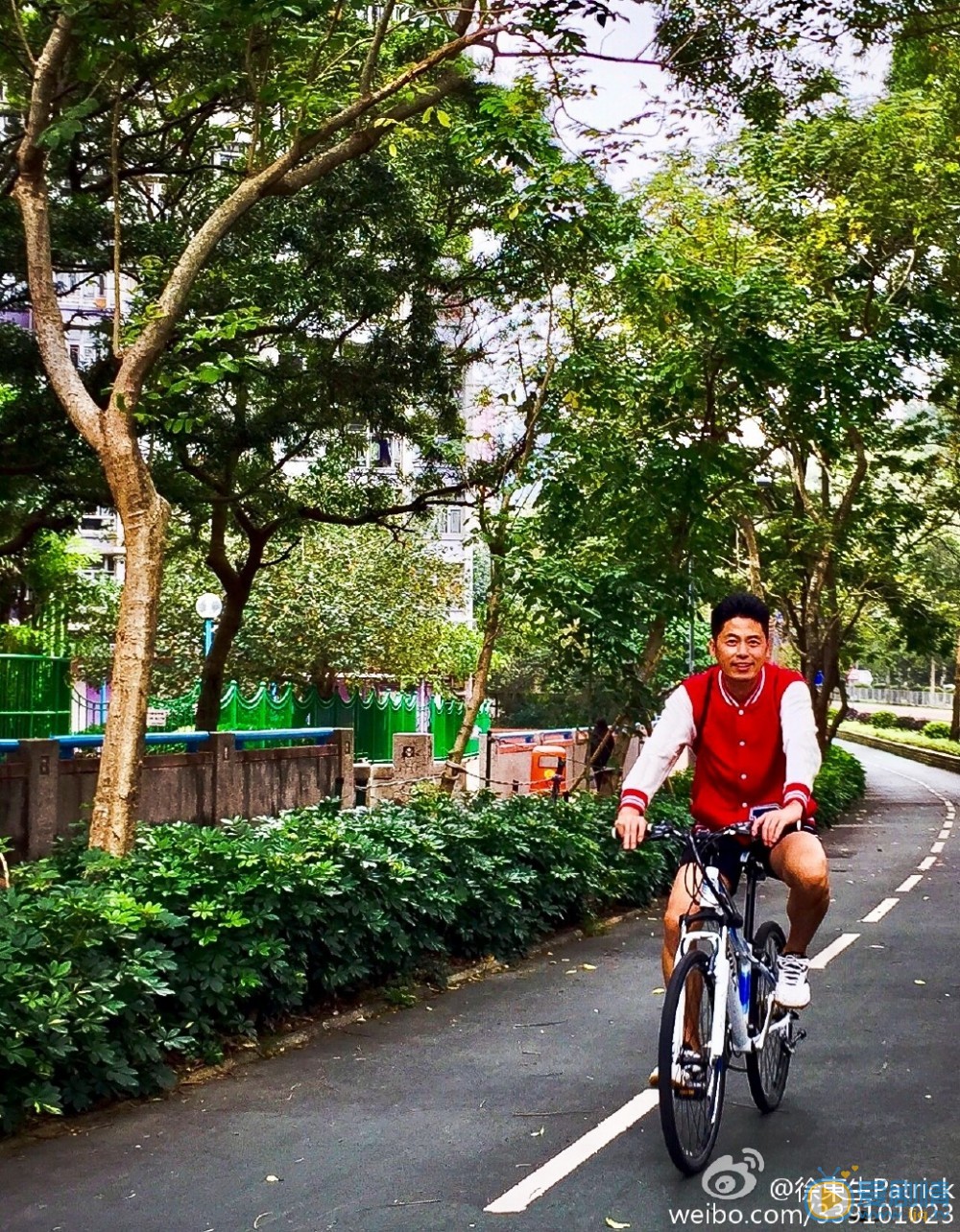 徐东生生活照 徐东生高清写真_徐东生高清剧照