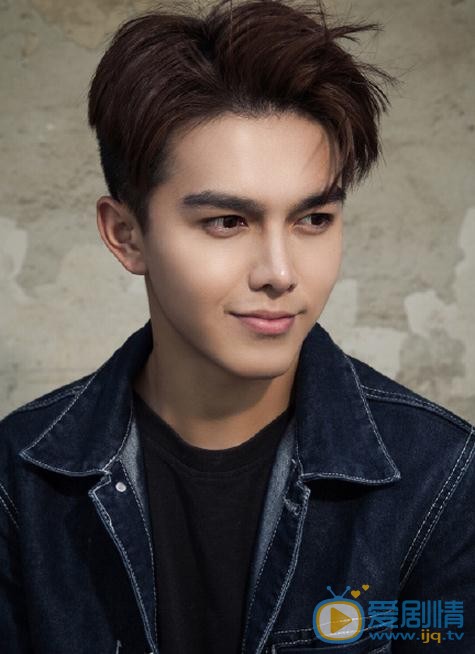 王浩歌帅气写真 王浩歌高清写真_王浩歌高清剧照