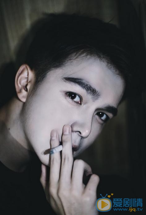 王浩歌帅气写真 王浩歌高清写真_王浩歌高清剧照