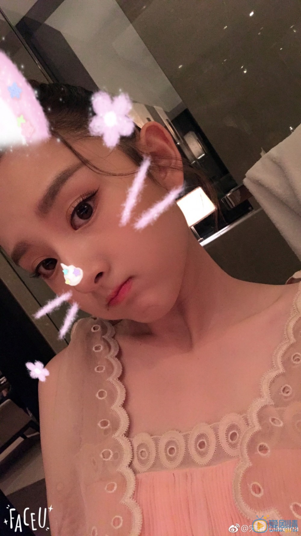 宋祖儿逗比表情包 宋祖儿高清写真_宋祖儿高清剧照