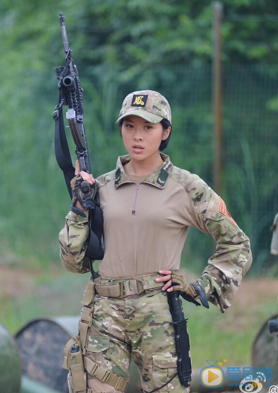 童苡萱《特种兵之火凤凰》剧照 童苡萱高清写真_童苡萱高清剧照