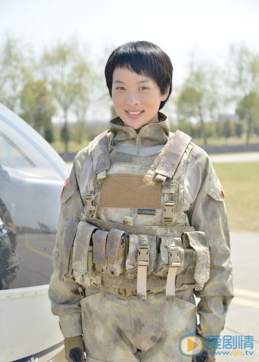 童苡萱《特种兵之火凤凰》剧照 童苡萱高清写真_童苡萱高清剧照