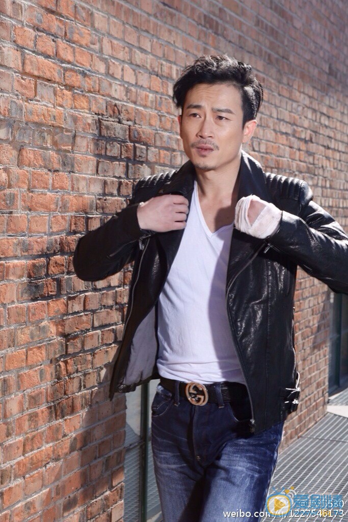 赵滨时尚街拍 赵滨高清写真_赵滨高清剧照