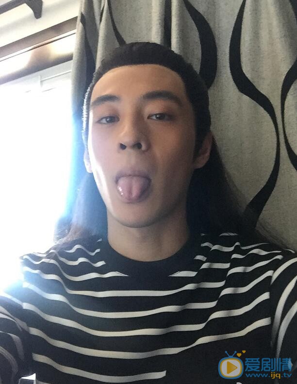 张奕聪生活照 张奕聪高清写真_张奕聪高清剧照