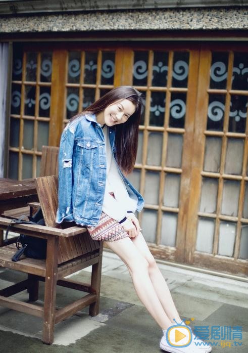 杨亚街拍写真 杨亚高清写真_杨亚高清剧照