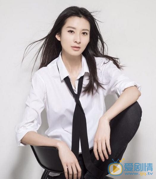 杨亚气质写真 杨亚高清写真_杨亚高清剧照
