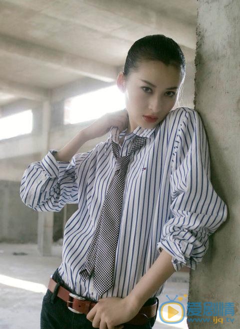 杨亚气质写真 杨亚高清写真_杨亚高清剧照