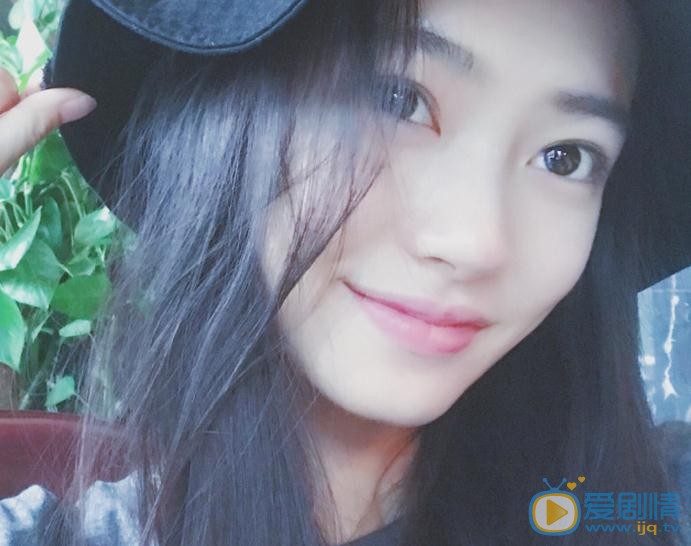 陈雨锶生活照 陈雨锶高清写真_陈雨锶高清剧照