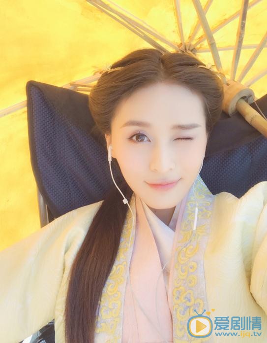 汤晶晶片场照 汤晶晶高清写真_汤晶晶高清剧照