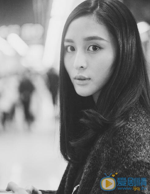 汤晶晶可爱写真 汤晶晶地铁街拍