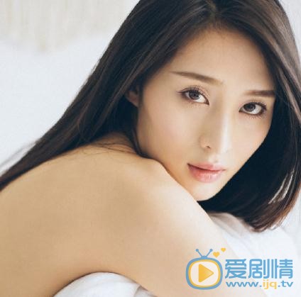 汤晶晶地铁街拍 汤晶晶高清写真_汤晶晶高清剧照