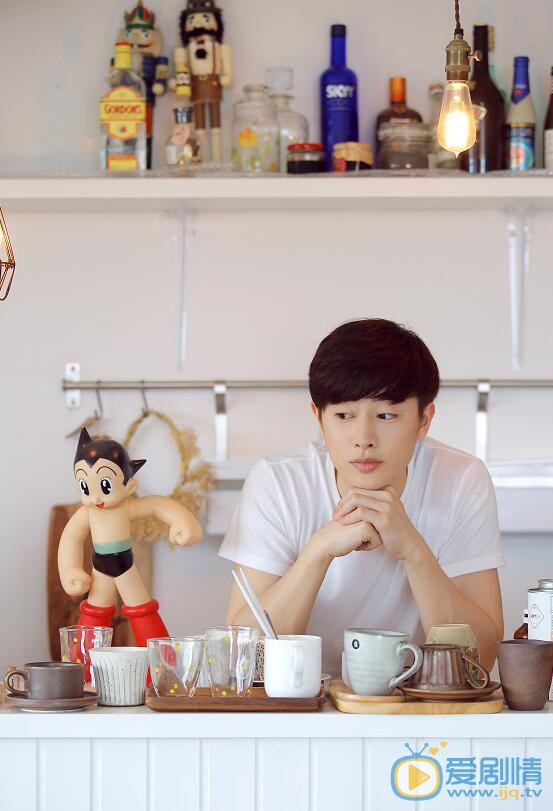 王佑硕阳光写真 王佑硕高清写真_王佑硕高清剧照