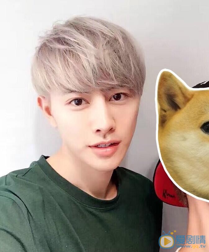 王佑硕生活照 王佑硕高清写真_王佑硕高清剧照