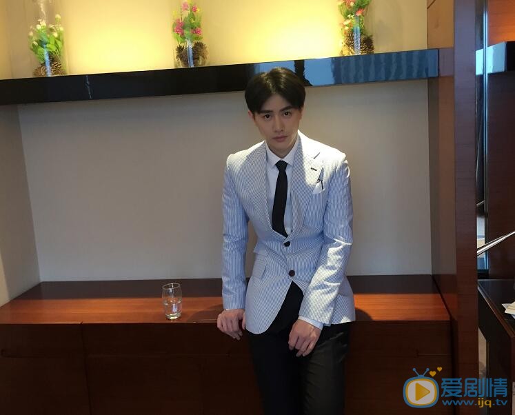 王佑硕生活照 王佑硕高清写真_王佑硕高清剧照
