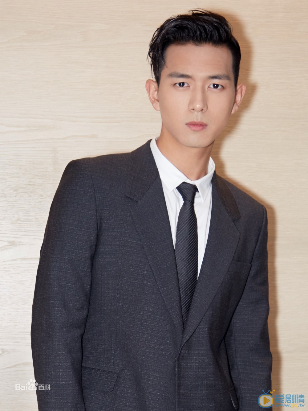 河神郭得友饰演者李现个人资料、写真、生活照赏析