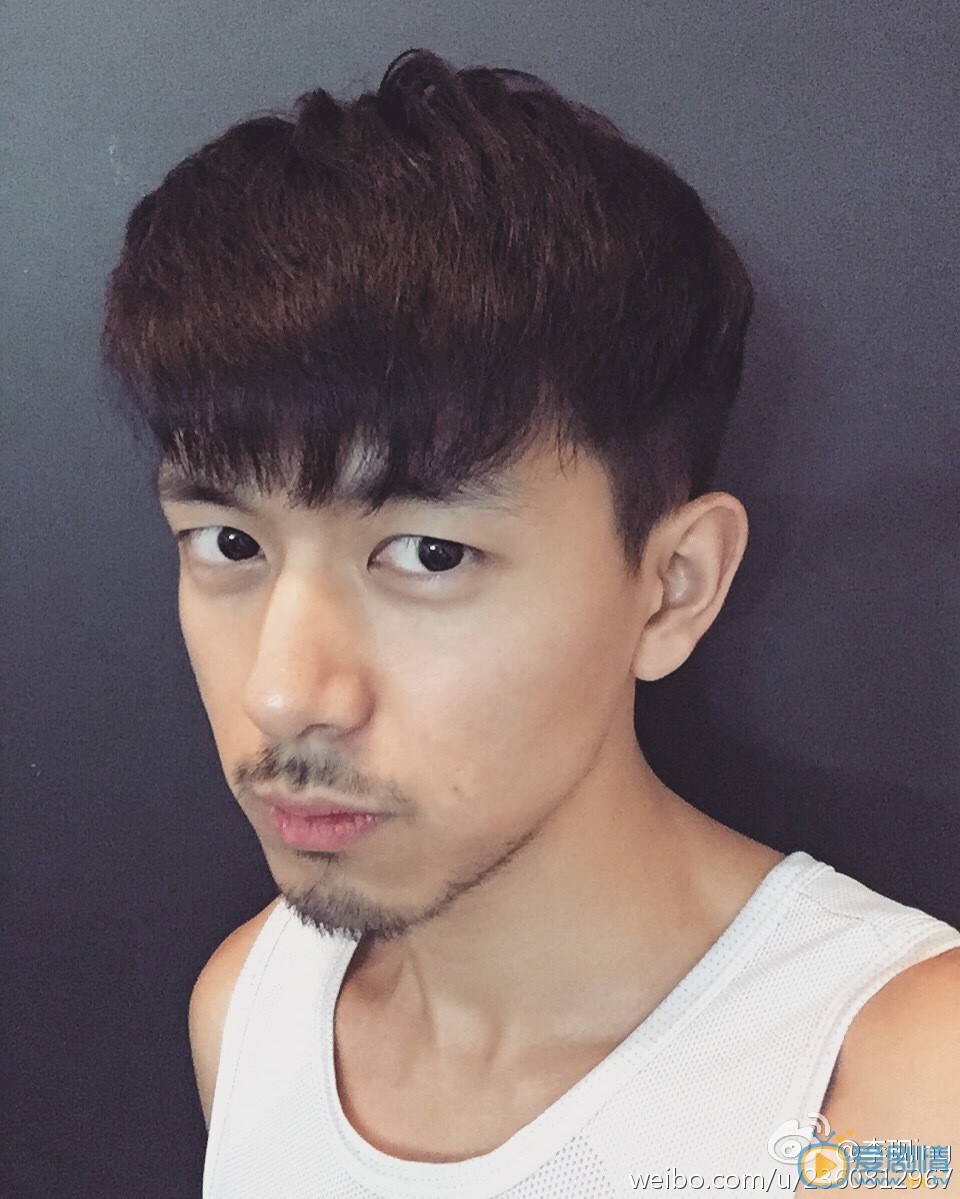 河神郭得友饰演者李现个人资料、写真、生活照赏析